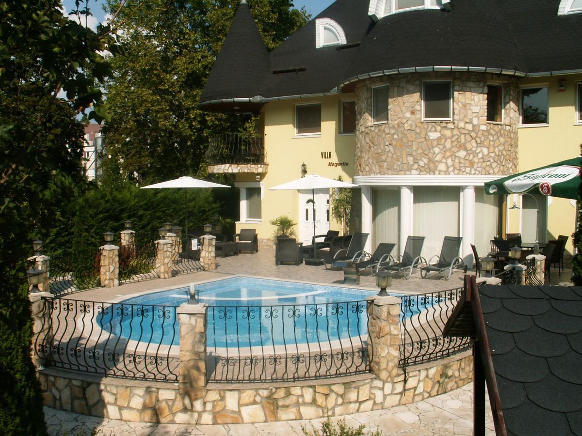 Villa Margarita Сиофок Екстериор снимка